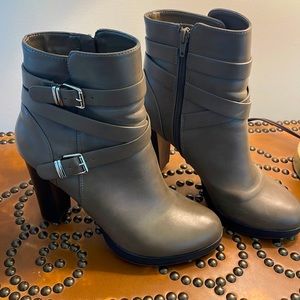 Grey Strappy Booties 4” Women’s 8.5